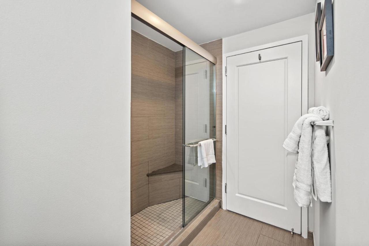 Picturesque 1br In Nyc Balcony Appartamento *
